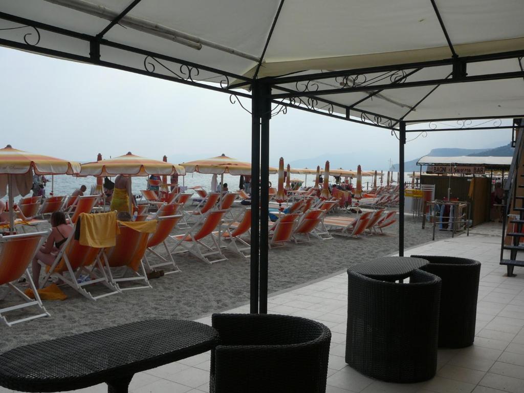 Residence Il Gabbiano Varigotti Eksteriør bilde